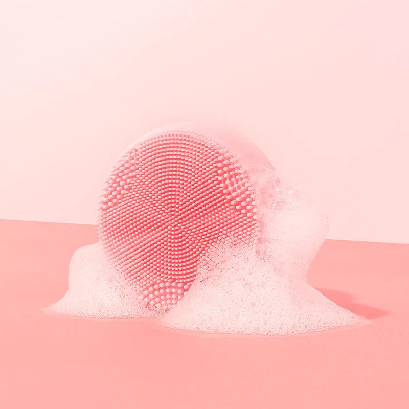 Glo Cleansing Brush With LED Light Therapy - GloSculpt Skin